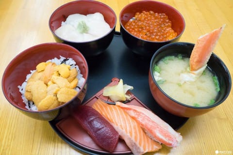 海鮮丼