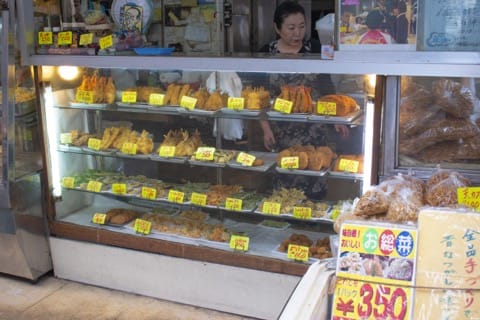 橫濱的阿美橫丁!來橫濱人的廚房「橫濱橋商店街」飽餐一頓