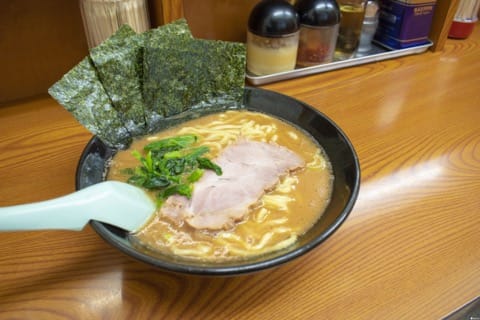 橫濱的阿美橫丁!來橫濱人的廚房「橫濱橋商店街」飽餐一頓