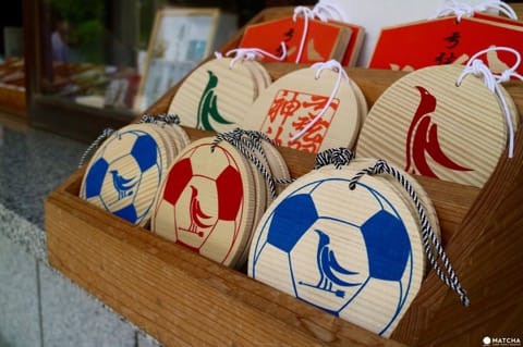 スケートファンもサッカーファンも参拝に訪れる神戸御影の弓弦羽神社
