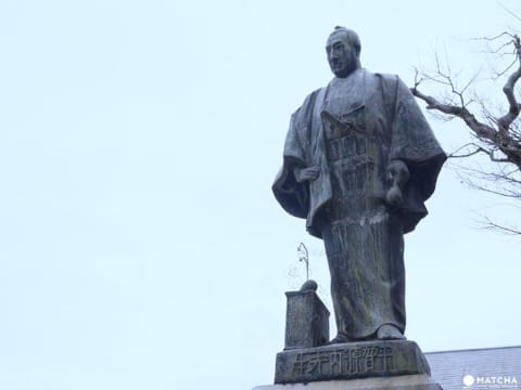 平賀源內像