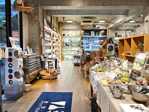 B・B・B POTTERS