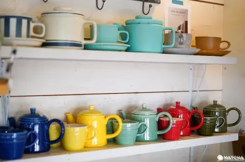 4th Market Japanese Ceramic Tea Sets and Dinnerware at Coriss Karuizawa