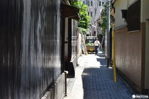 神楽阪