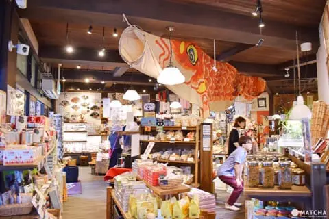 オリジナル商品が充実！有馬温泉の人気おみやげ店「吉高屋」 - 日本の