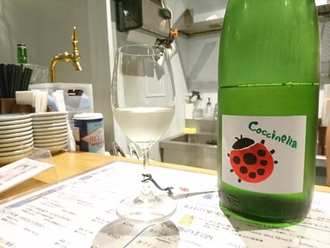 【涩谷】用红酒杯干杯的日本酒!个性清酒立饮酒吧