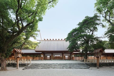 熱田神宮本殿