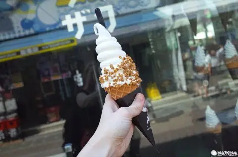 Croquant Chou Zaku Zaku: crispy cream puffs in Harajuku