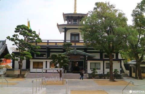 三重塔で名高い「須磨寺」は伝統と革新のワンダーランド!笑顔が生まれるお寺を楽しもう。