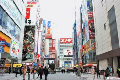 秋葉原電気街口へ行こう！3つの秋葉原駅からのアクセス・待ち合わせ