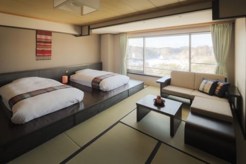 「星野リゾート 青森屋」でねぶた祭りと素晴らしい温泉を堪能!