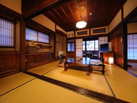 銀山溫泉