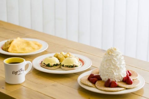 Eggs’n Things
