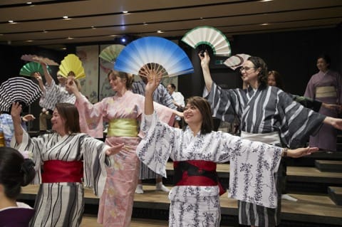 無料!浅草で着物を着て、日本舞踊ワークショップに参加しよう
