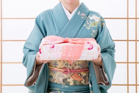 authentic japanese souvenirs