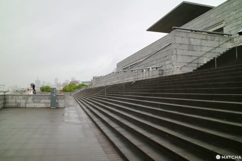 (仮)世界屈指の建築家・安藤忠雄氏の世界が体感できる兵庫県立美術館