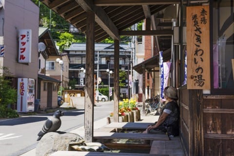 山形櫻花賞櫻景點_烏帽子山公園_赤湯溫泉