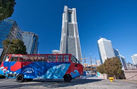 海を走るバス「スカイダック」で横浜観光のいいとこどり!