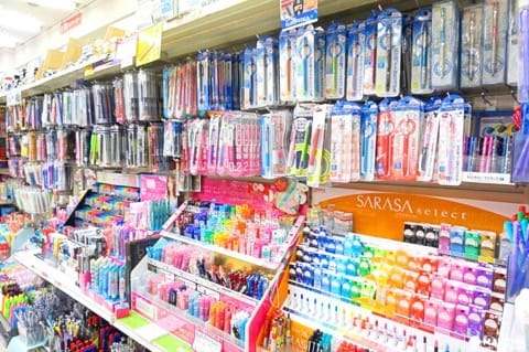 文具・画材の聖地、新宿の世界堂に行ってみよう