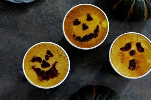 DEAN&DELUCA's Pumpkin Turmeric Latte And Spooky Halloween Offerings