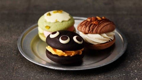 DEAN&DELUCA's Pumpkin Turmeric Latte And Spooky Halloween Offerings