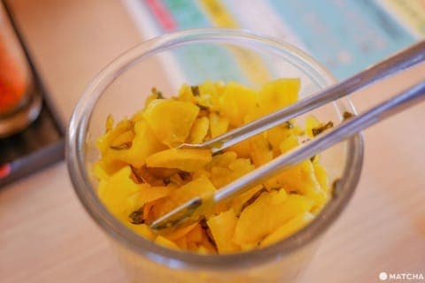 东京美食_天丼_天妇罗定食_さん天_酱菜