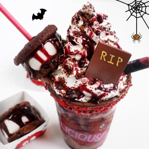 Halloween At Cookie Bar Harajuku - Bloody Berry Freak Shakes And S'mores