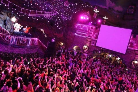 Hello Kitty x IT - Sanrio Puroland KAWAII MASQUERADE Halloween Party