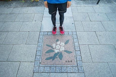 มาตัวเปล่าก็วิ่งรอบพระราชวังอิมพีเรียลได้ที่ ASICS RUN TOKYO MARUNOUCHI