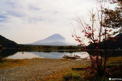 精進湖