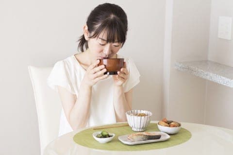 食べる時