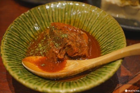 邻近新宿暖帘街(ほぼ新宿のれん街)_牛舌いろ叶_牛タンいろ叶_炖牛舌