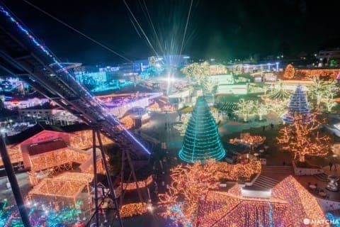 ジェットコースターで宝石の中を駆け巡る!?東京「よみうりランド」の体験型イルミネーション