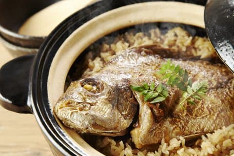 Château de Matsuyama, sources thermales Onsen et vues sur l'océan! Un guide de la préfecture d'Ehime