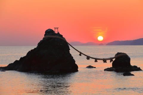 伊勢神宮 夫妻岩