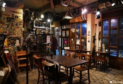 ANTIQUES CAFE店內