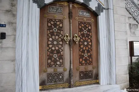 日本最大のモスク、代々木上原「東京ジャーミイ・トルコ文化センター