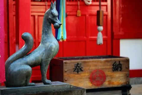 日本のことば事典「稲荷神社」 - 日本の観光メディアMATCHA