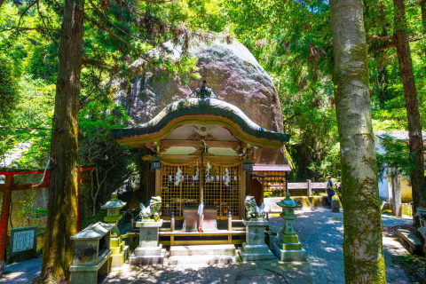 Iwafune Shrine