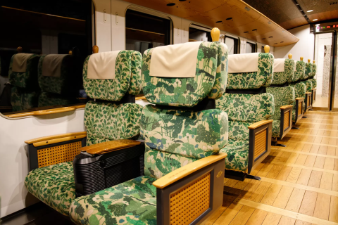 九州超人氣觀光列車「由布院之森」列車時刻表、最新路線、預約購票方式解析