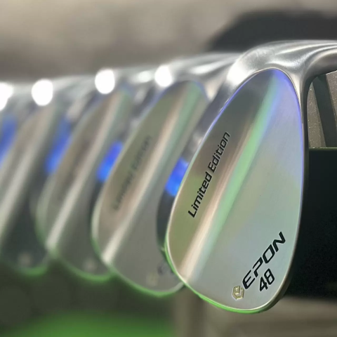 ゴルフ5プレステージから大人気ゴルフクラブ「EPON」をご紹介します