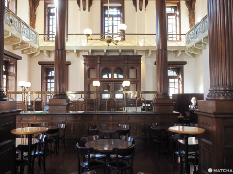 Café 1894: A Rendezvous of History, Art, and Culinary Delights