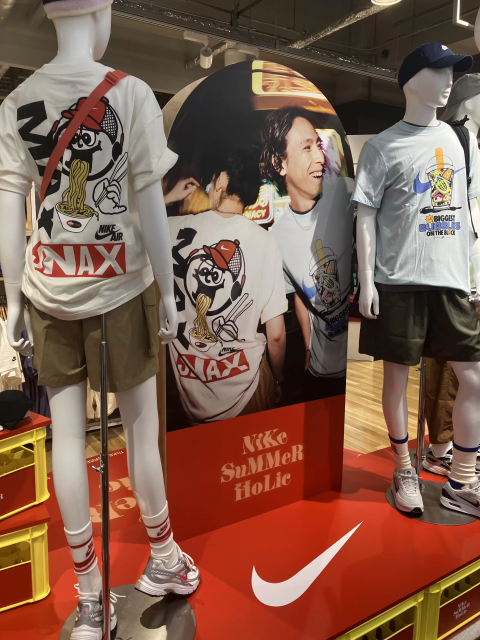アルペン限定】ナイキのグラフィックTシャツ「ラーメン