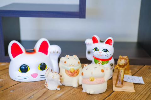 名古屋から30分】日本一の招き猫のまちへ 常滑“ラッキーキャット