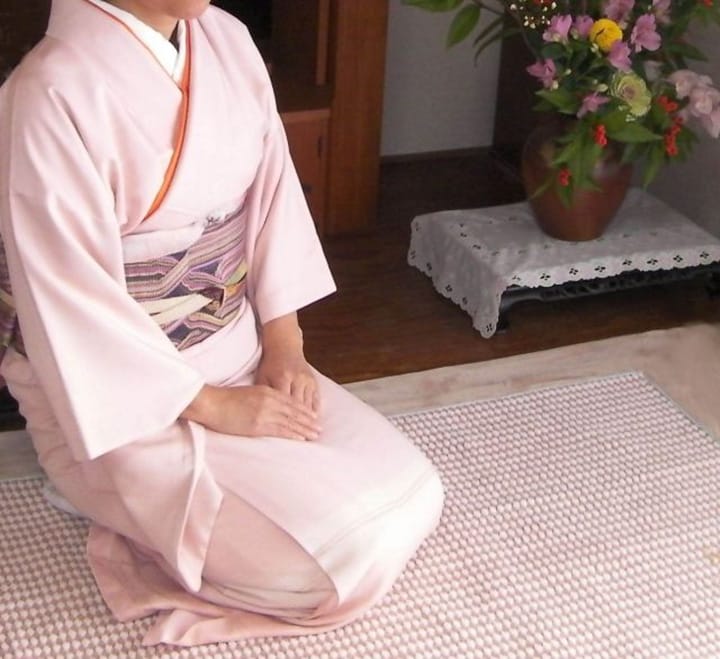 【日本小百科】仲居