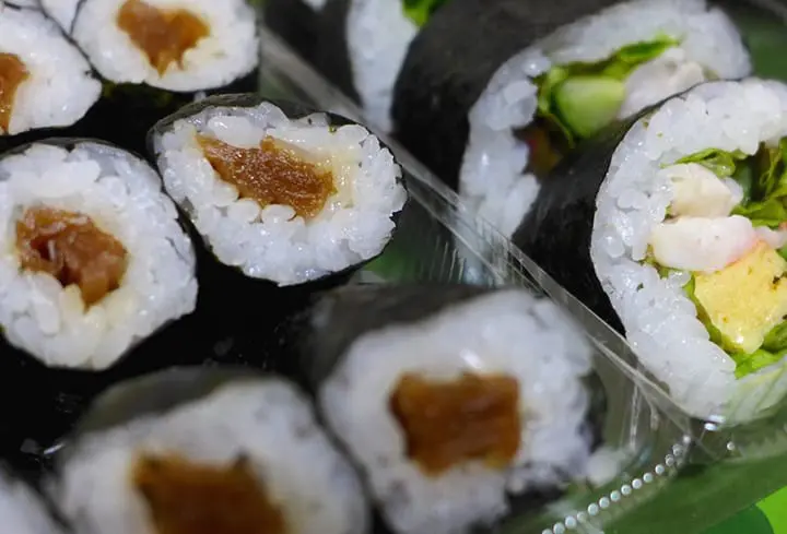 Panduan Lengkap Sushi! Jenis, Topping, Cara Pesan, Cara Makan, dan Restoran Sushi Pilihan