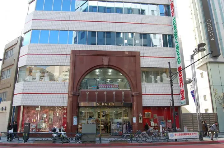 不再花時間猶豫，征服新宿車站各出口景點美食吧！(下篇)