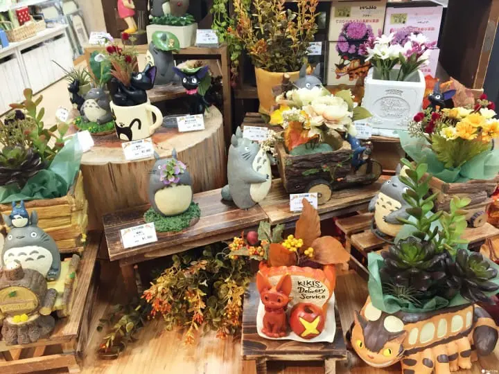 Tìm kiếm sản phẩm hoạt hình Ghibli yêu thích tại "Donguri Kyowakoku"