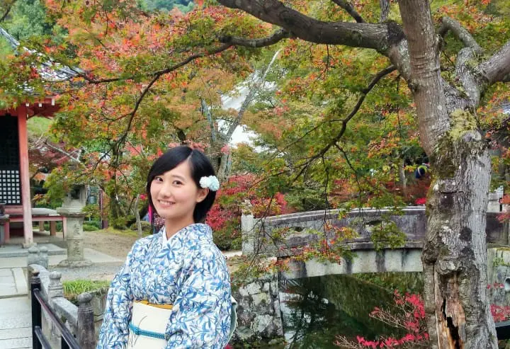 穿着和服赏枫去，日本秋天和服散策地五选