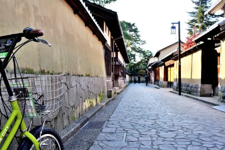 Freewheeling Through the Sights of Kanazawa